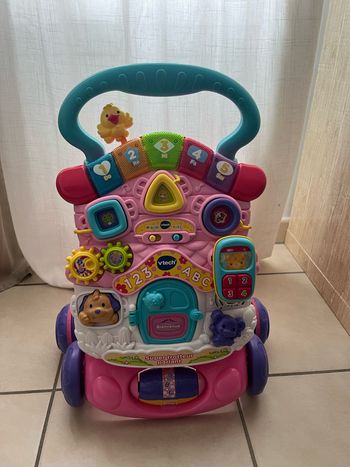 Trotteur rose VTech