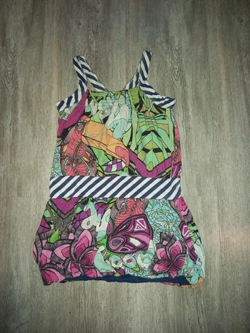robe coloré desigual taille 4/5 ans
