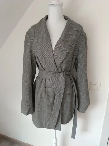 Blazer long à carreaux prince de Galles ceinturé – Bodyflirt – Taille 48