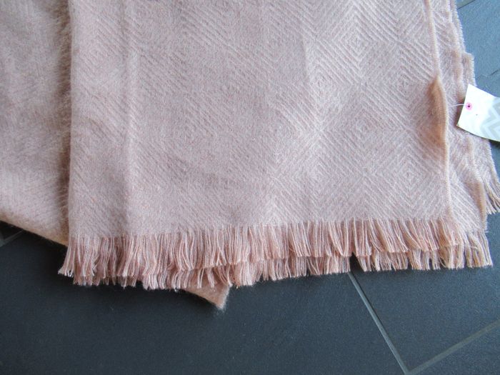 Echarpe / étole femme Grain de Malice neuve - photo numéro 3