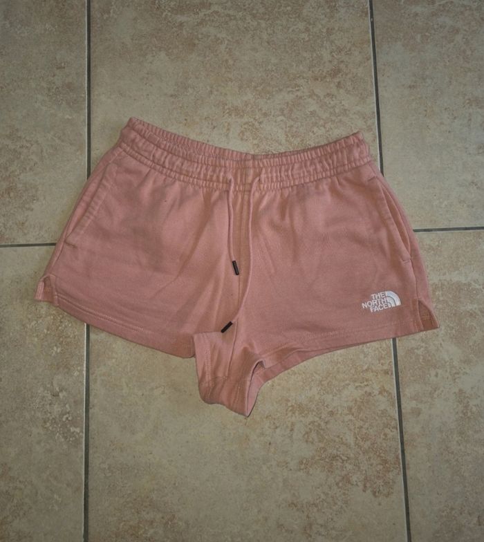 Short rose the north face