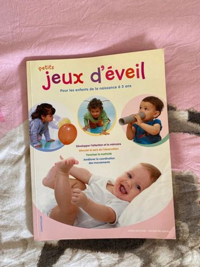 Lot de 3 livres d’éveil et d’activités dès la naissance - photo numéro 2