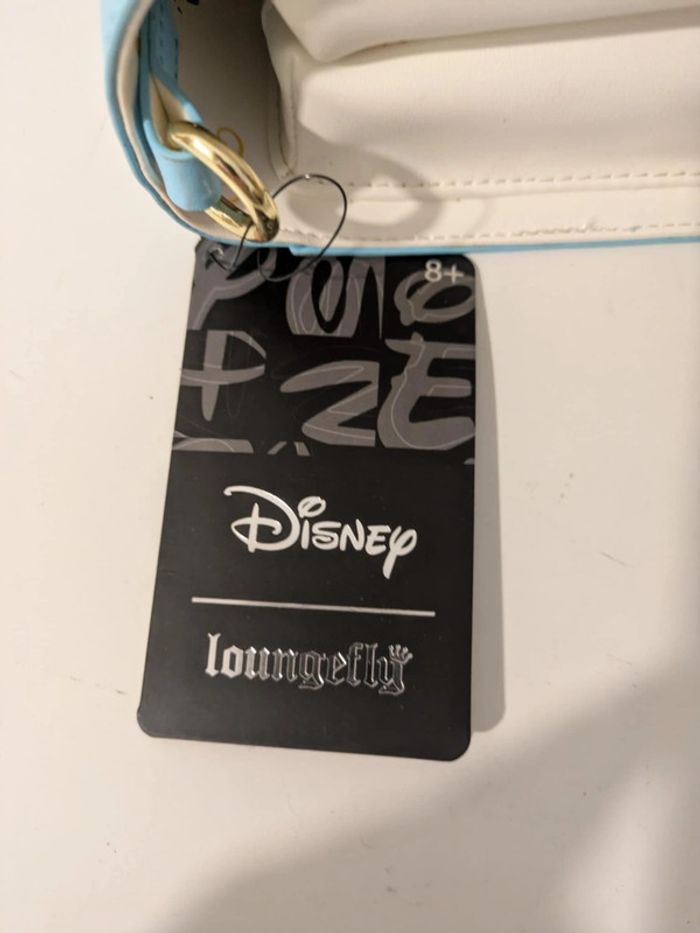 Sac à bandouliere Loungefly dumbo "Livre convertible" - photo numéro 5