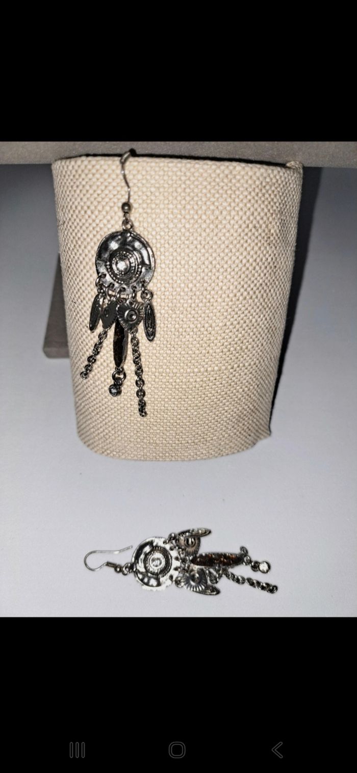 Boucles d oreille pendantes - photo numéro 2