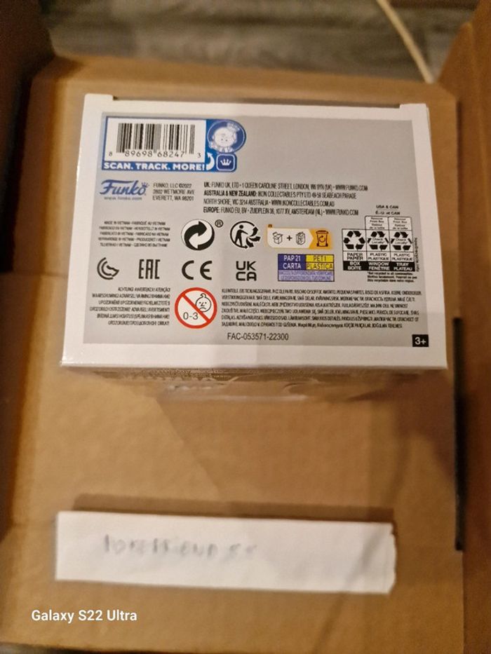 Venom gitd exclu funko 1141 - photo numéro 6