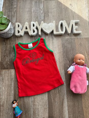 - Tee shirt   - 2 ans  - Très bon état