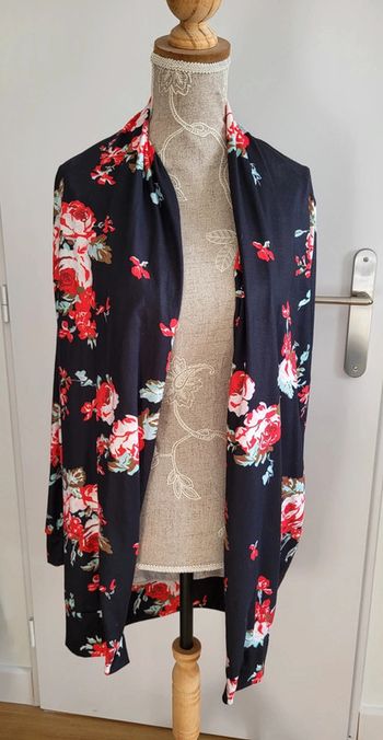 Gilet fleuri taille s
