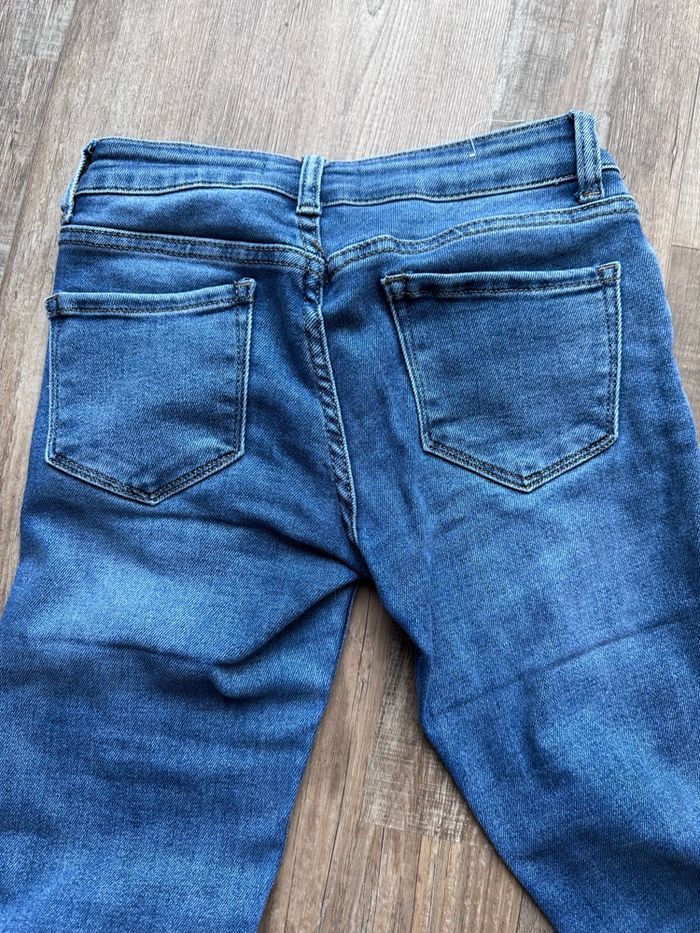 - Jeans Hello Miss   - Taille 34   - Très bon état - photo numéro 2