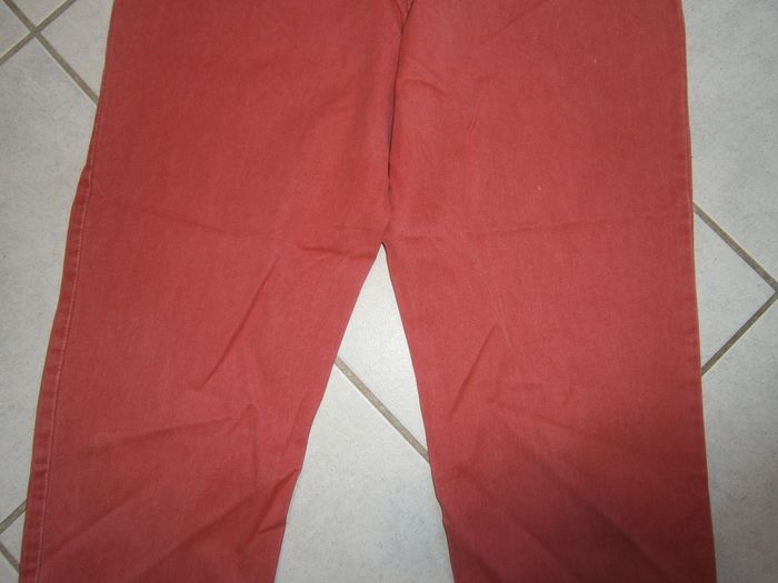 Jeans rouge 1881 NINO CERRUTI Taille 42 - photo numéro 8