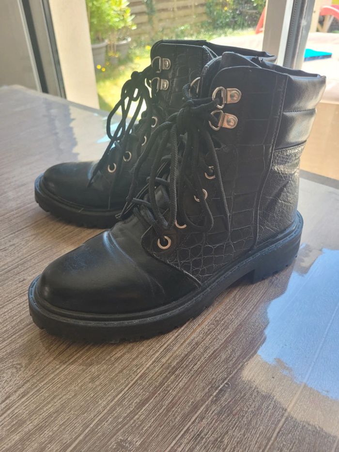 Boots 37