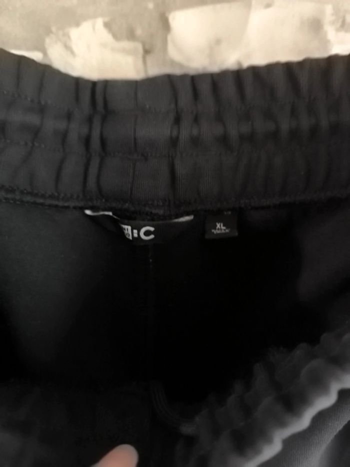 Short uniqlo - photo numéro 3