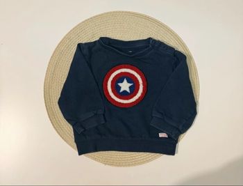 Pull taille 12 mois de la marque Marvel