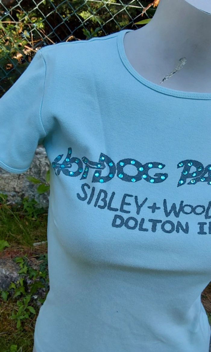 Tee shirt bleu clair avec strass Guess T 34 - photo numéro 3