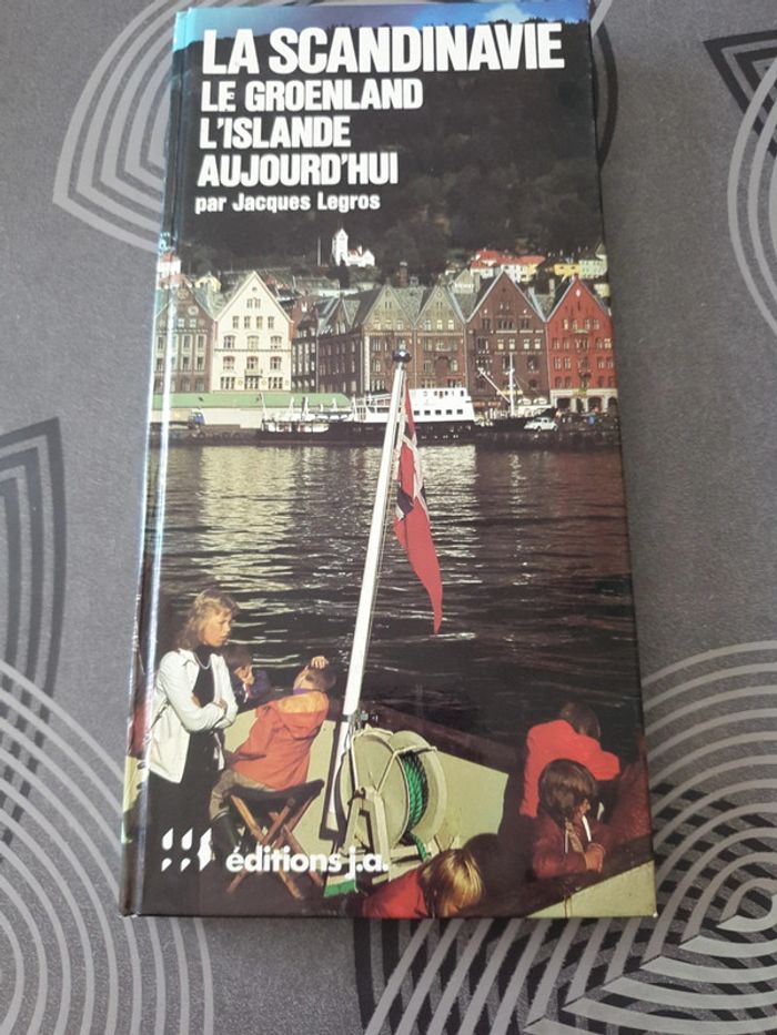 La Scandinavie Le Groenland, L'Islande aujourd'hui