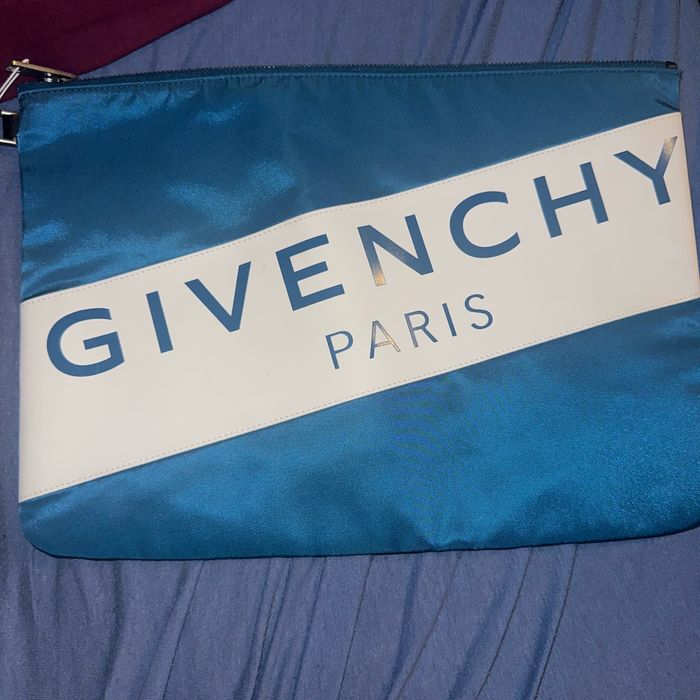 Pochette Givenchy