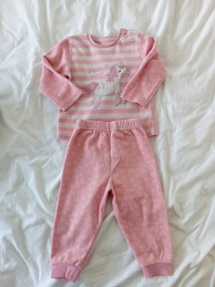Lot de pyjamas fille 18 mois - photo numéro 5