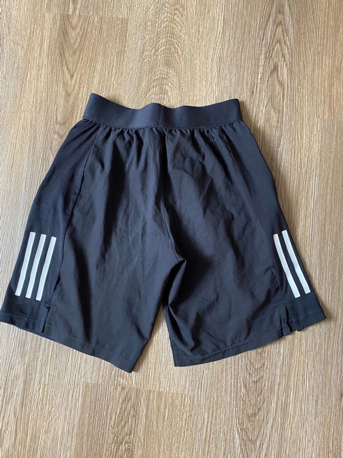 Short de sport Adidas 12 ans - photo numéro 2