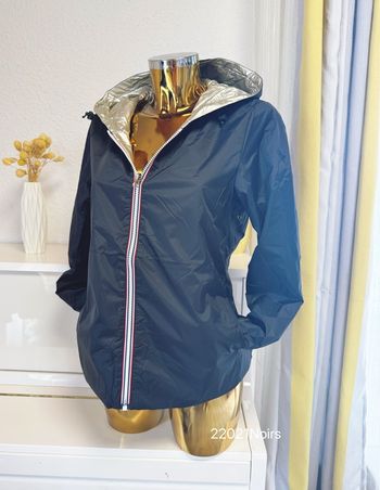 Veste courte noire doré imperméable taille S 🌸