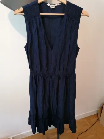 Robe bleue longue broderies
