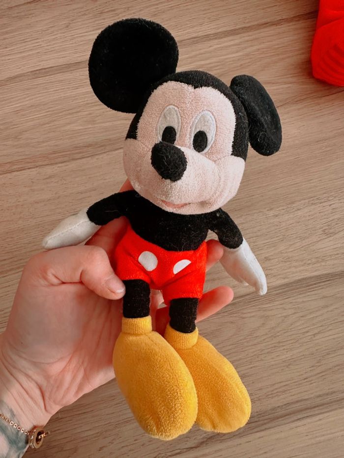 peluche Mickey