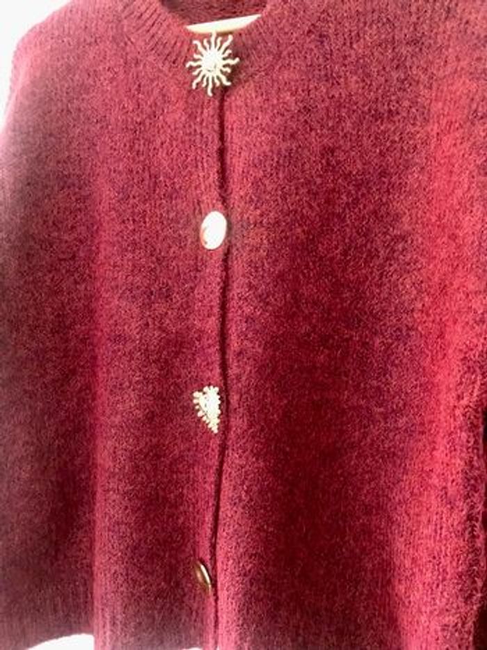 Gilet bordeaux - boutons  bijoux dorées  (TU) - photo numéro 7