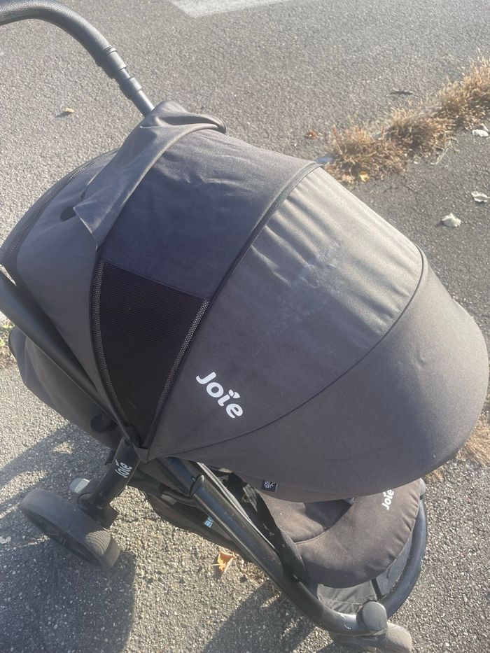 Poussette joie - photo numéro 2