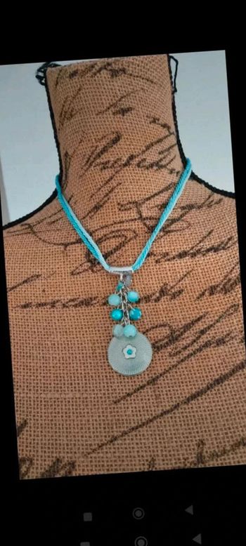 Parure collier boucles d'oreilles cordons bleu