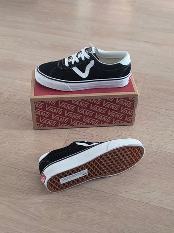 Chaussures vans old skool noir taille 35 neuves