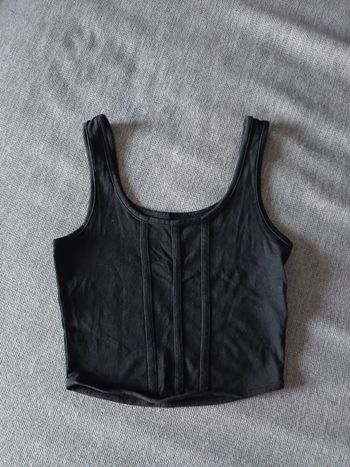 Débardeur crop-top noir Gémo 12 ans très bon état 