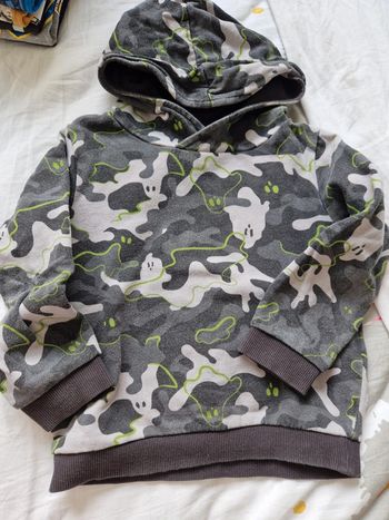 Sweat à capuche 4 ans