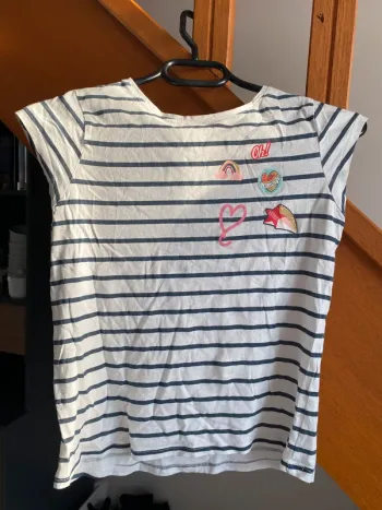 lot deux t-shirt taille 12 ans