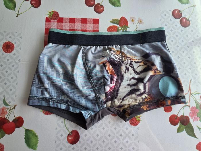 BOXER GARÇON 👦 MOTIF TIGRE 🐅 TAILLE 6ANS