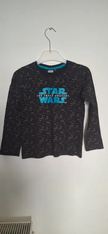 🌟tee-shirt Star Wars - The Force Awakens🌟