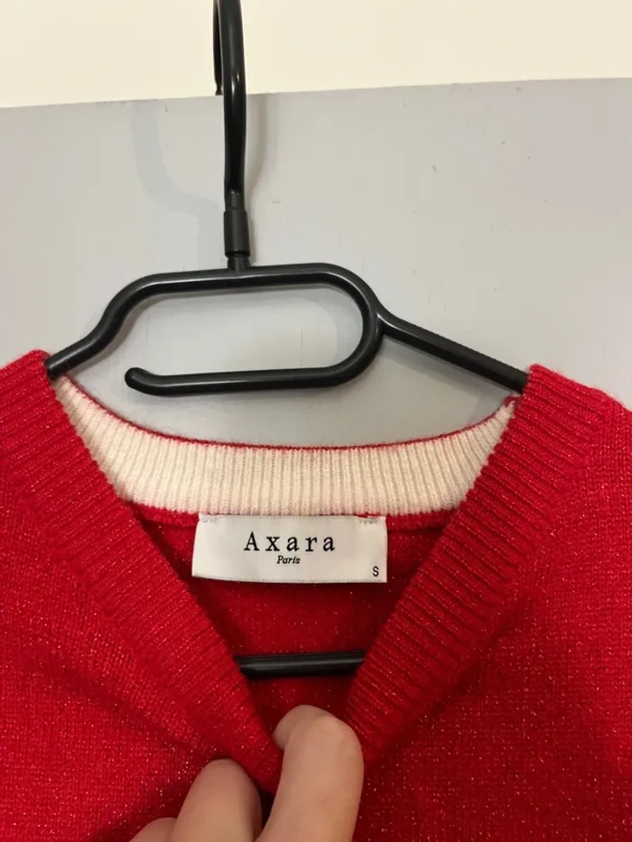 Pull rouge brillant - photo numéro 3