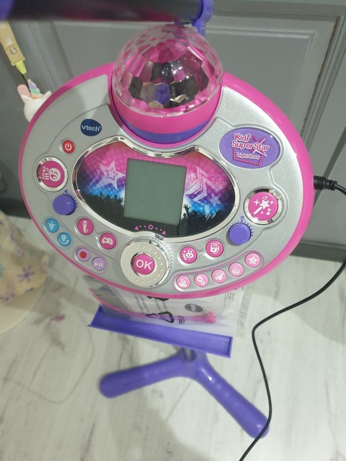 Micro karaoké kidi superstar LightShow - photo numéro 2