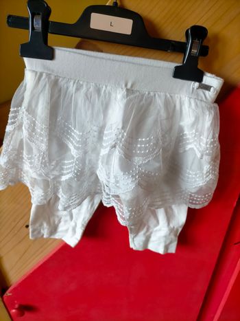 Jolie jupe/legging IKKs 2 ans