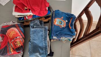 Lot vêtements 27 pièces 5 ans
