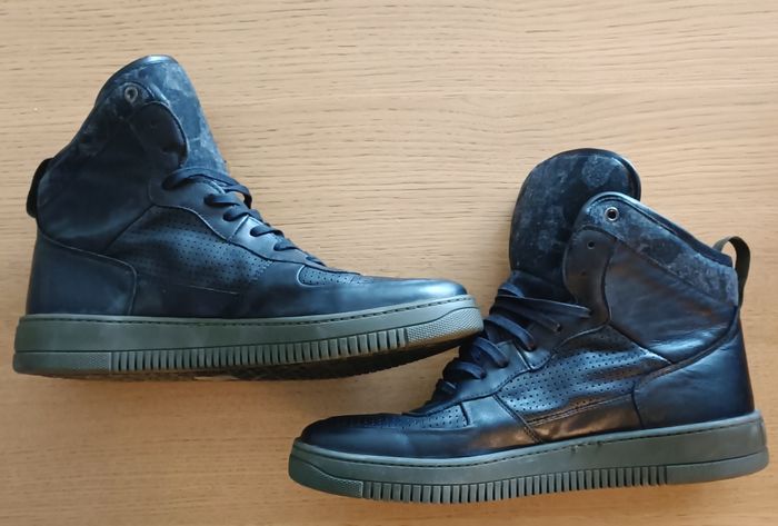 RARE : Baskets montantes Staggy doublée polaire noire taille 45 Homme - photo numéro 6