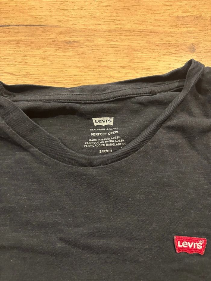 Teeshirt Lévis - photo numéro 2