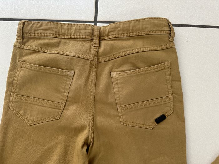 Jeans moutarde taille 14 ans en très bon état - photo numéro 4