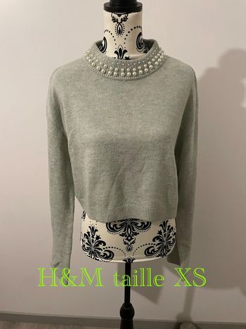 Pull doux vert clair manche longue col montant à perle H&M taille XS