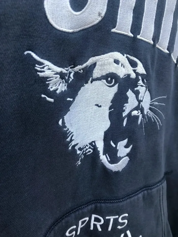 Fully Embroided vintage Puma Hoodie sweater size L - photo numéro 2