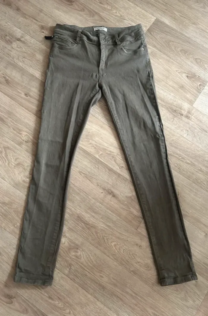 Morgan Jeans légèrement enduis gris kaki, femme, taille 38 Coupe slim