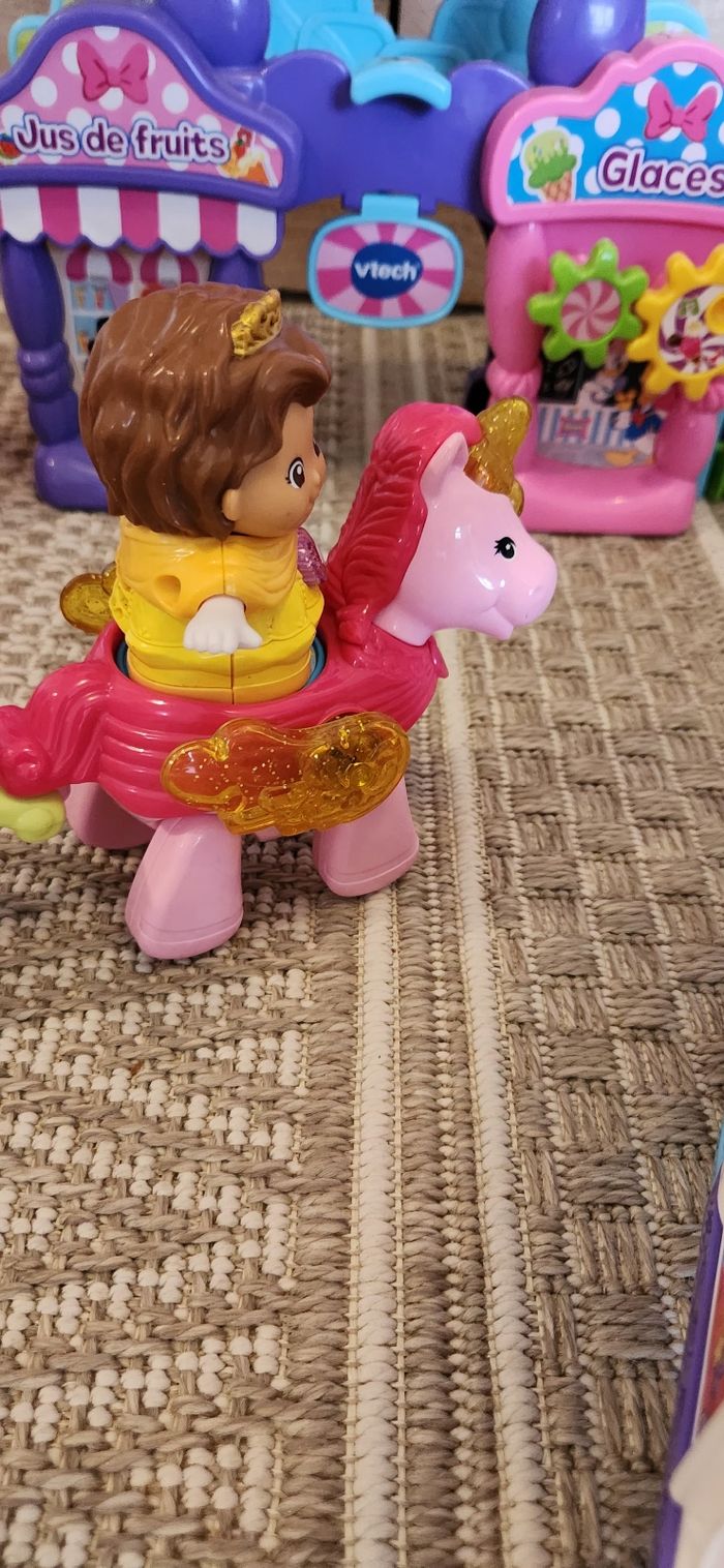 La Boutique des Minnie + La Balançoire des Licornes  + Le Camping Car Magique - photo numéro 9