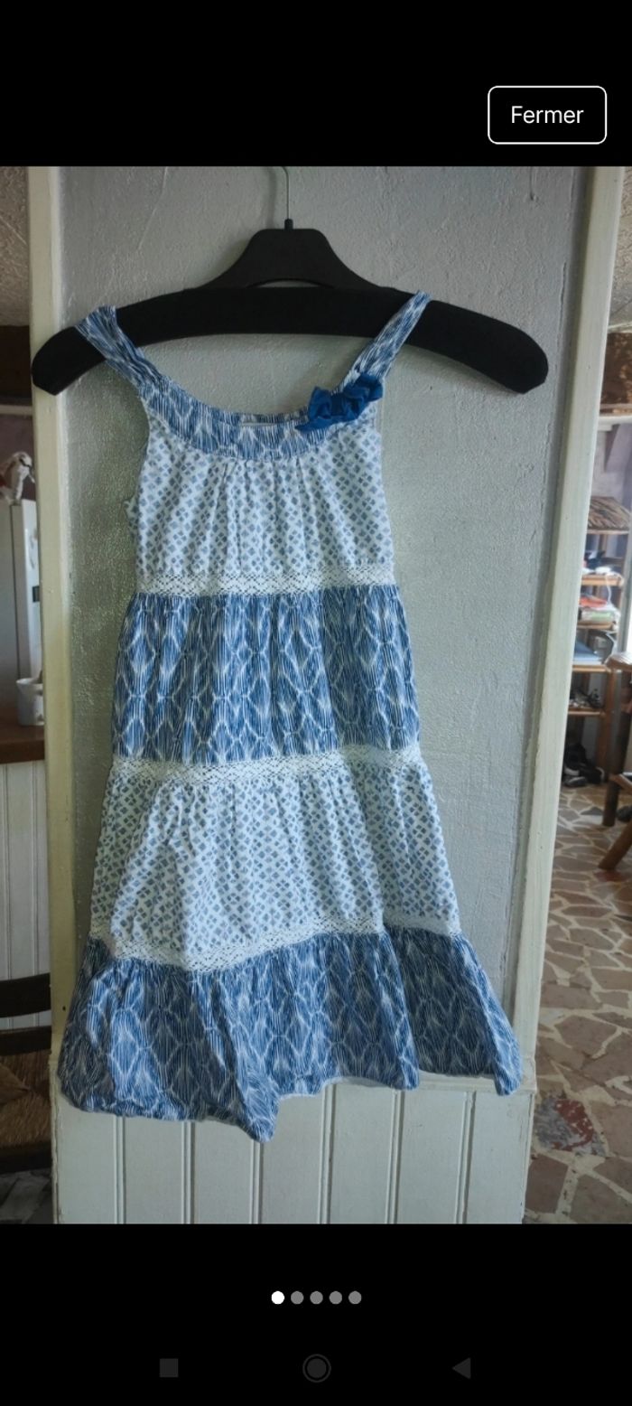 Très belle robe fille e74 - photo numéro 3