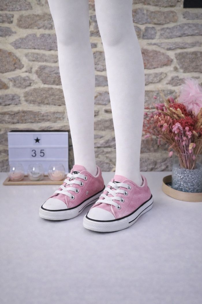 Baskets basses Converse All Star rose pastel Fille pointure 35 🦜 - photo numéro 1