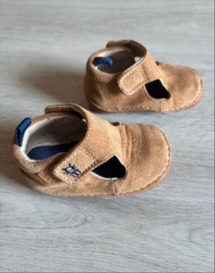 Chaussure / pointure 18 / Obaïbi - photo numéro 3