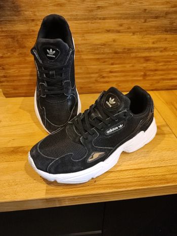 Adidas Falcon noir
