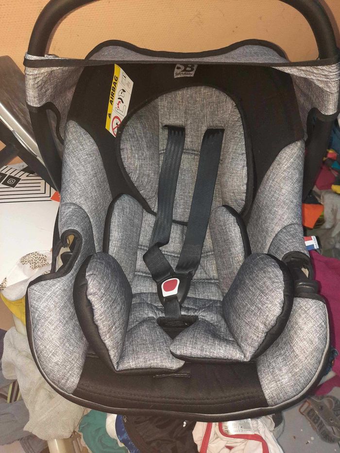 Poussette - photo numéro 3