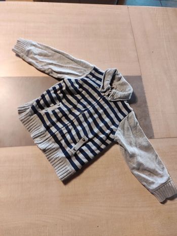 Gilet zippé 18 mois